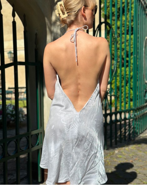 Šaty dámské Calvin Klein stříbrné s potiskem